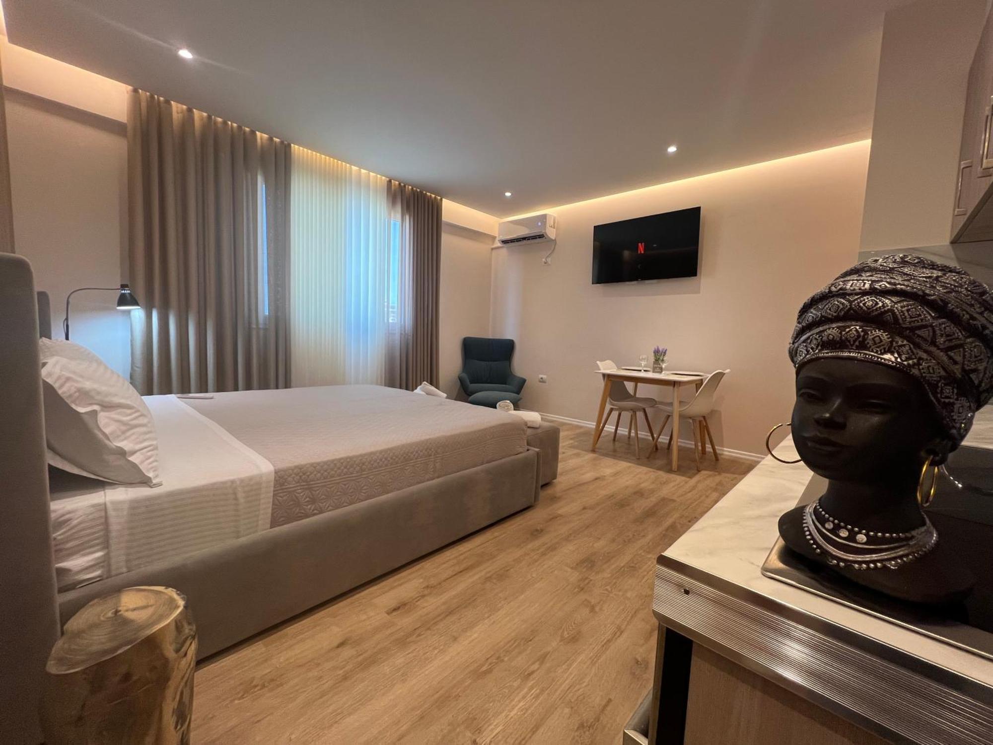 City Center Suite Tirana Exterior photo